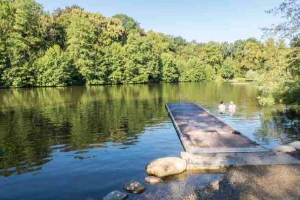 An Der A8 & Dennoch Stadtnah Kirchheim unter Teck Exterior foto